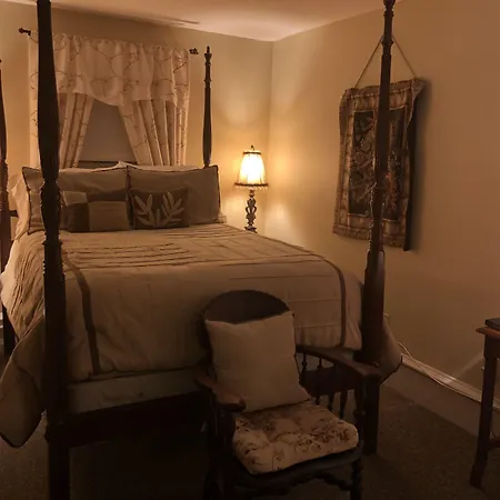 Alpine Haus Bed & Breakfast Inn-2